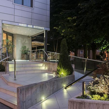 Hotel Mariet โรมาโนดิลุมบาร์เดีย ภายนอก รูปภาพ