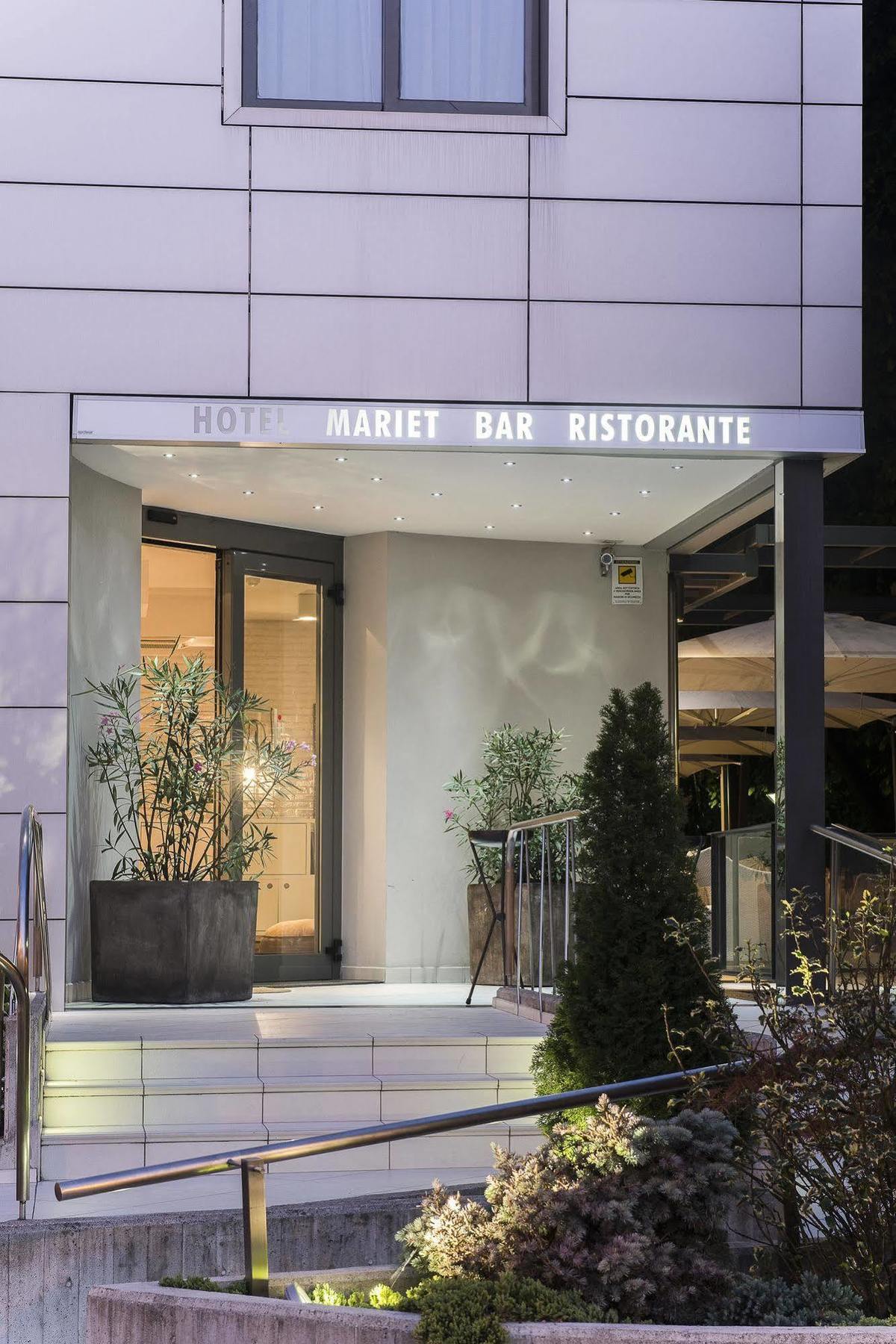 Hotel Mariet โรมาโนดิลุมบาร์เดีย ภายนอก รูปภาพ