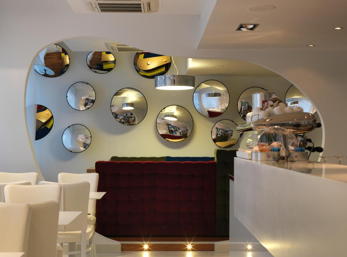 Hotel Mariet โรมาโนดิลุมบาร์เดีย ภายนอก รูปภาพ